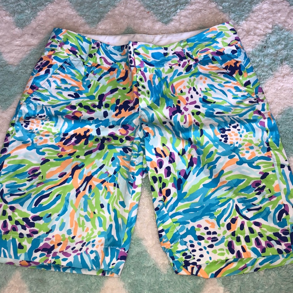 Lily Pulitzer/ the chipper short